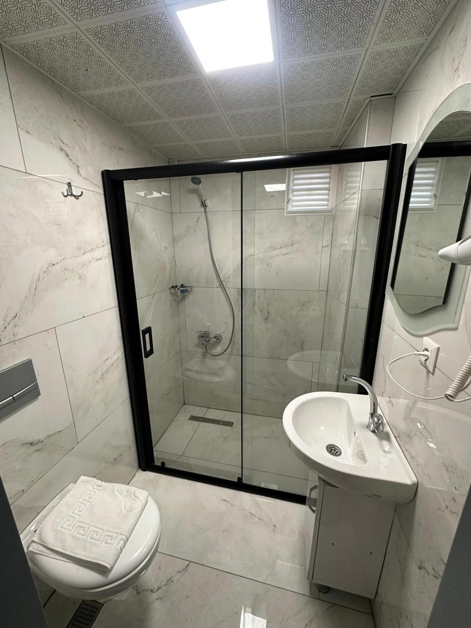 Grand Kybele Hotel Istanbul Exterior photo